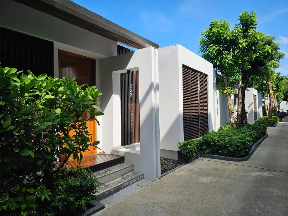 Είσοδοι σε ιδιωτικές βίλες με πισίνα