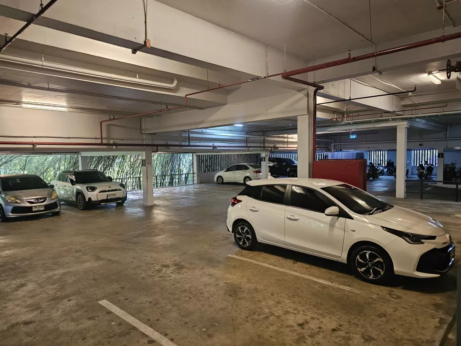 Δωρεάν γκαράζ για τους επισκέπτες