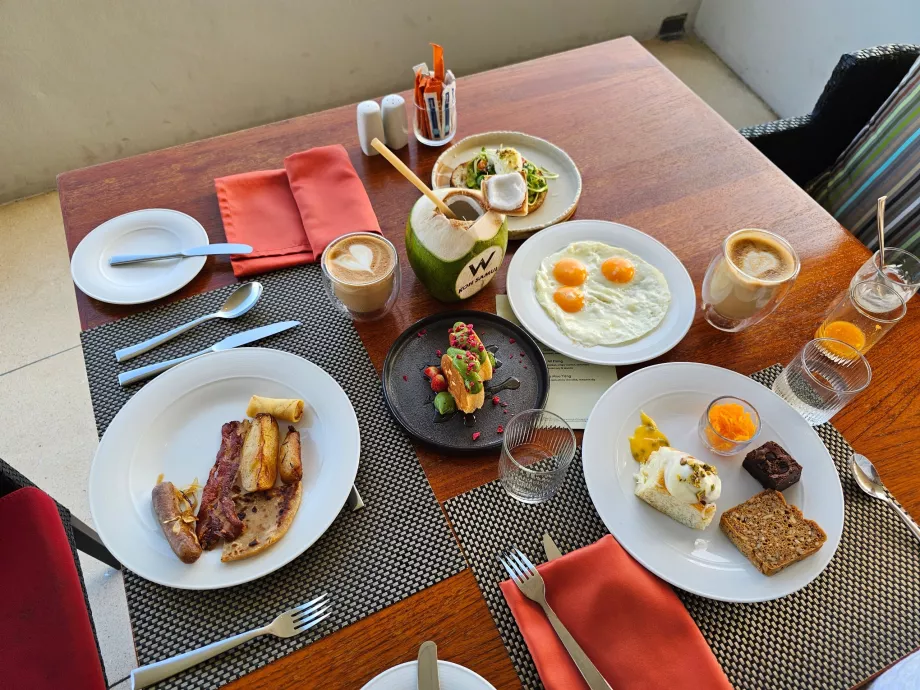 Το πρωινό μας