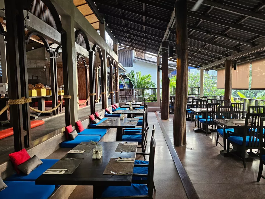 Εστιατόριο του ξενοδοχείου που σερβίρει πρωινό