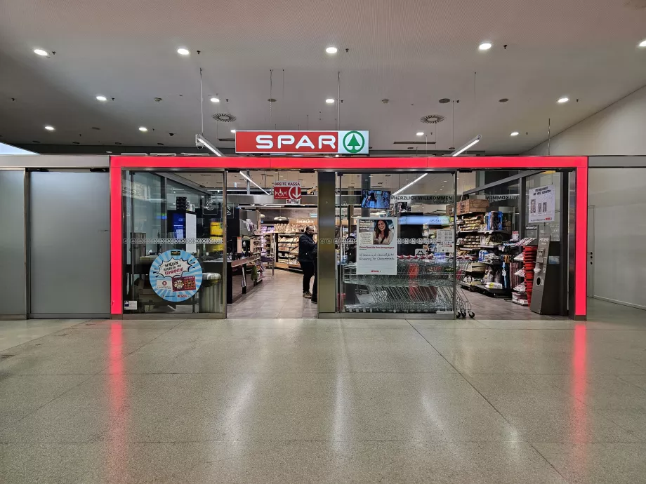 Σούπερ μάρκετ Spar, δημόσιο μέρος