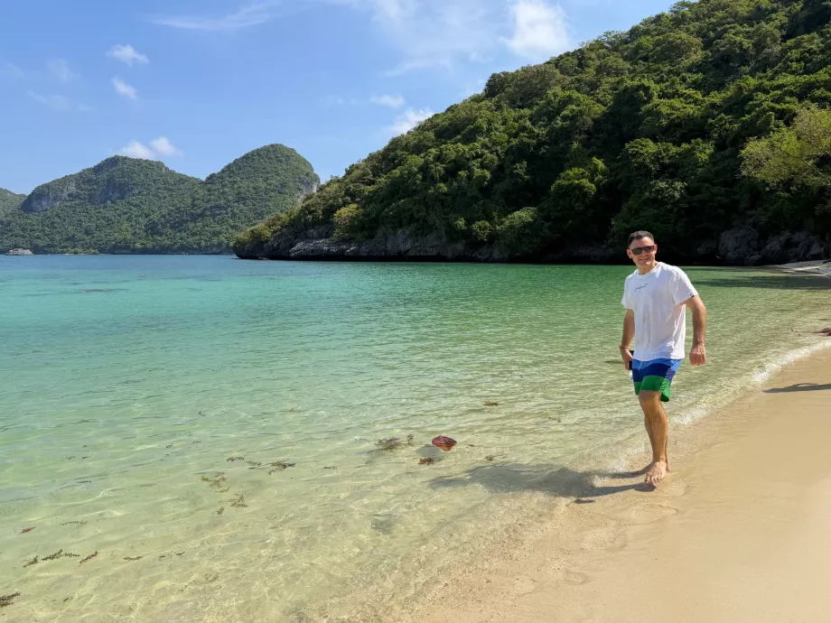 Εγώ στην παραλία Na Thap