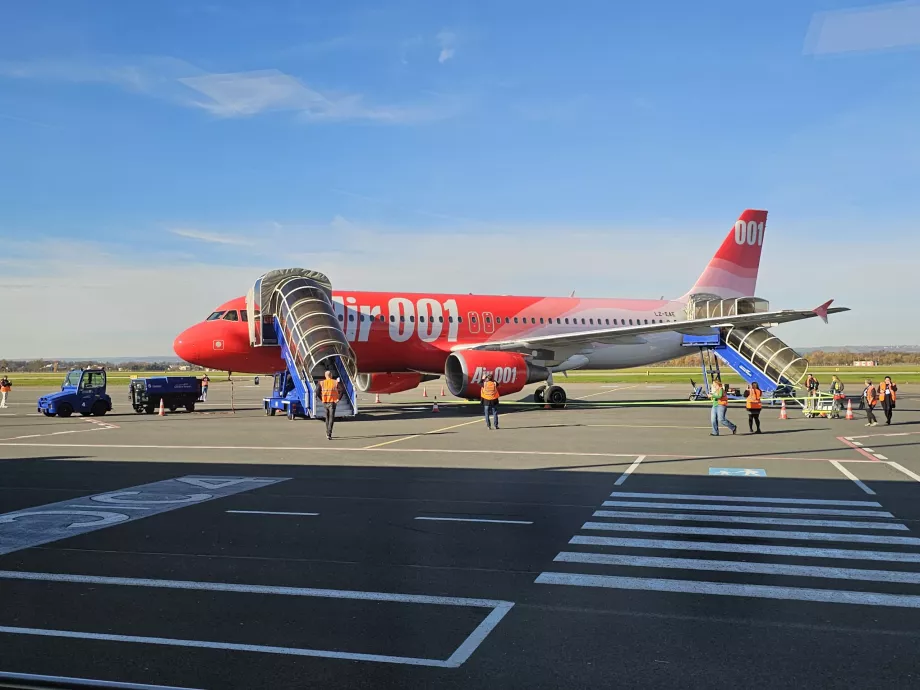 Airbus A320 στο αεροδρόμιο της Οστράβα