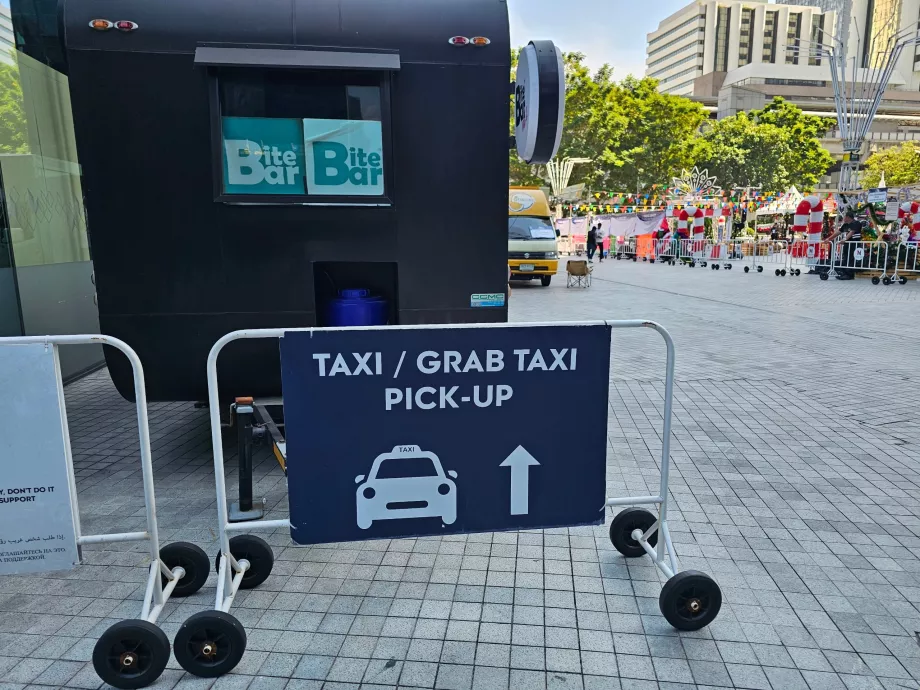 King Power Mahanakhon - πιάτσα ταξί