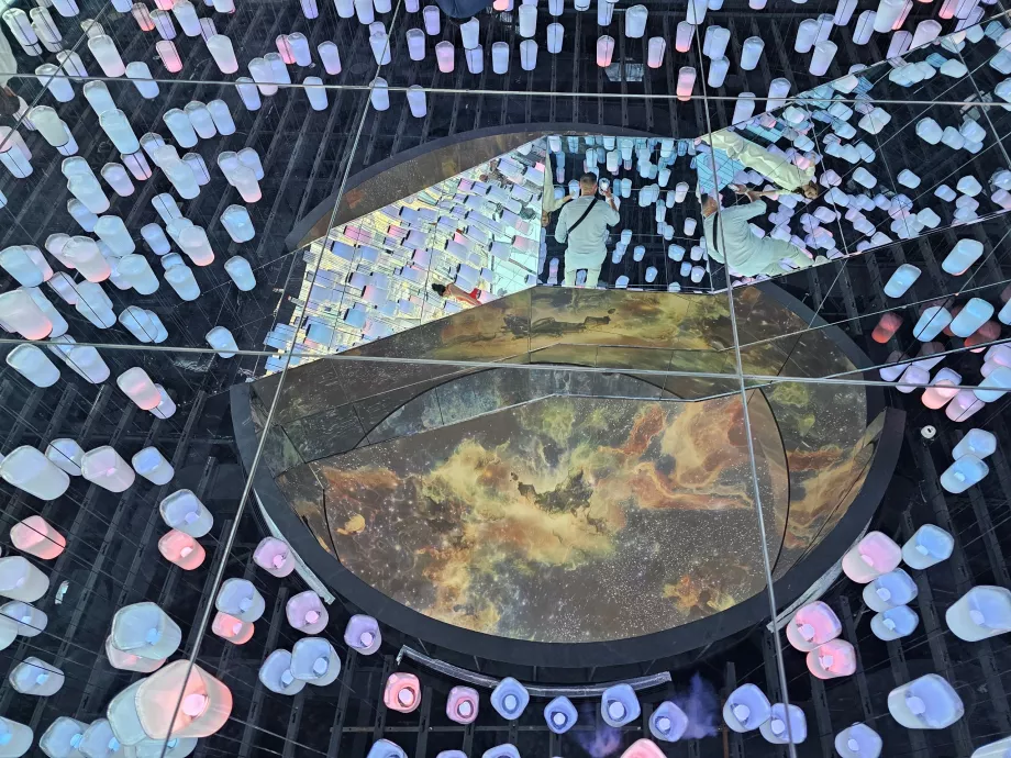 Akara Sky Hanuman - Εικονικό φανάρι ουρανού