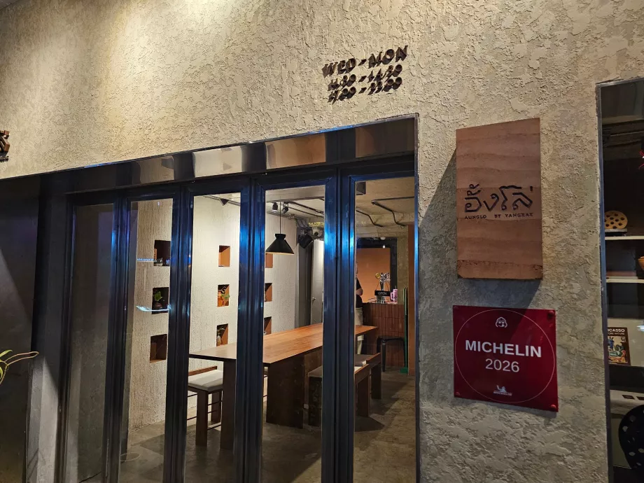 Aunglo - Πινακίδα Michelin