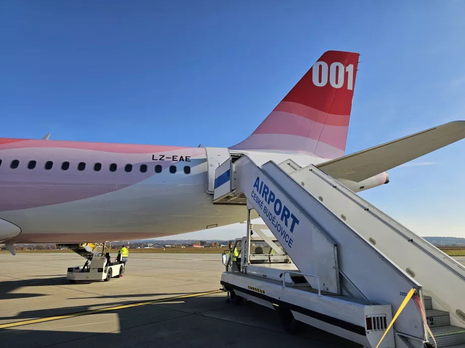 Επιβίβαση, αεροδρόμιο České Budějovice