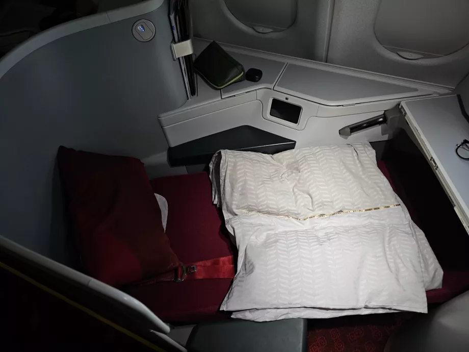 Καναπές που ξεδιπλώνεται σε κρεβάτι