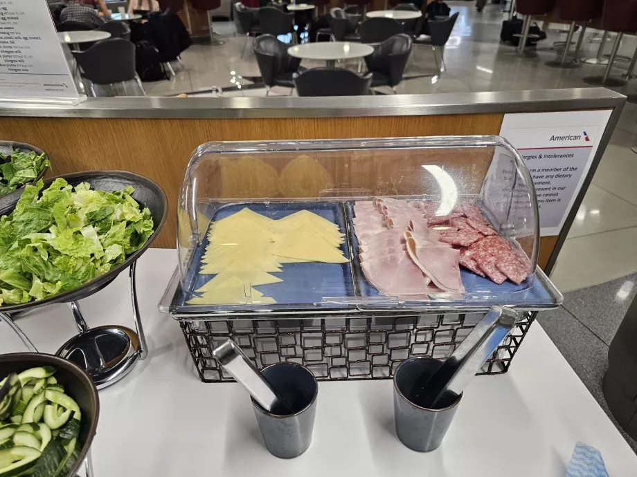 Χοιρομέρια και τυριά