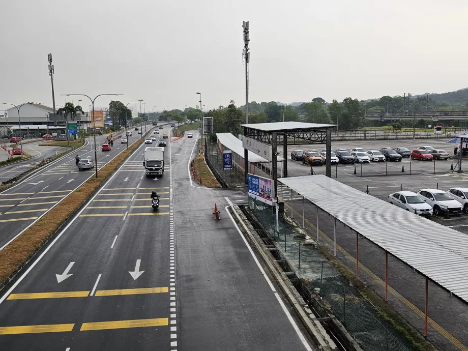 Στάση λεωφορείου κατεύθυνση KL Sentral