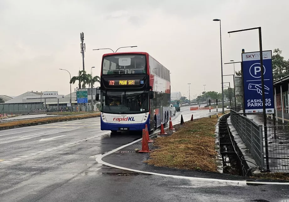 Γραμμή 772 με κατεύθυνση KL Sentral