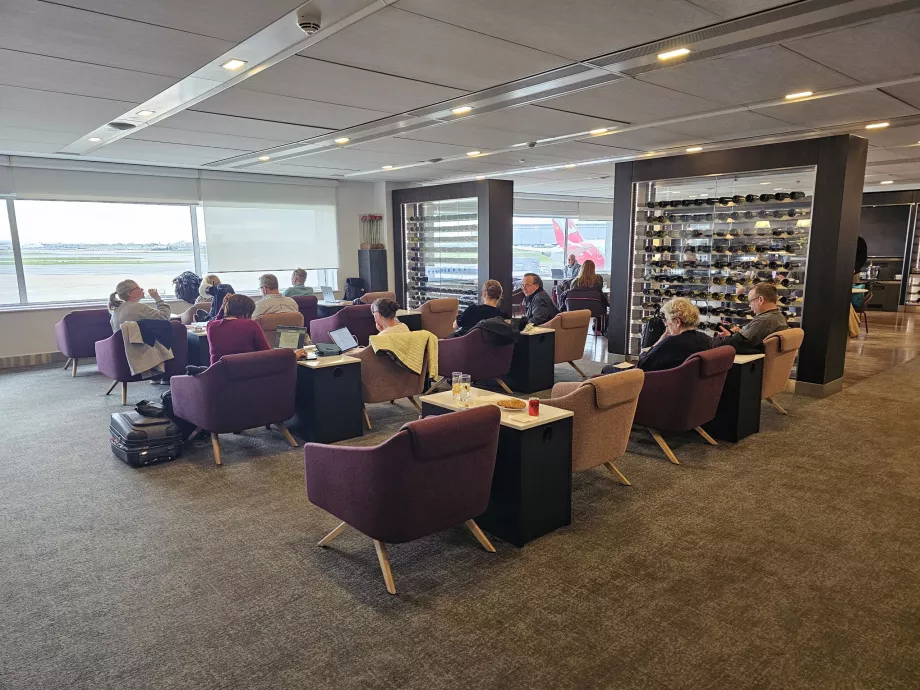 Καθίσματα και γενικό περιβάλλον