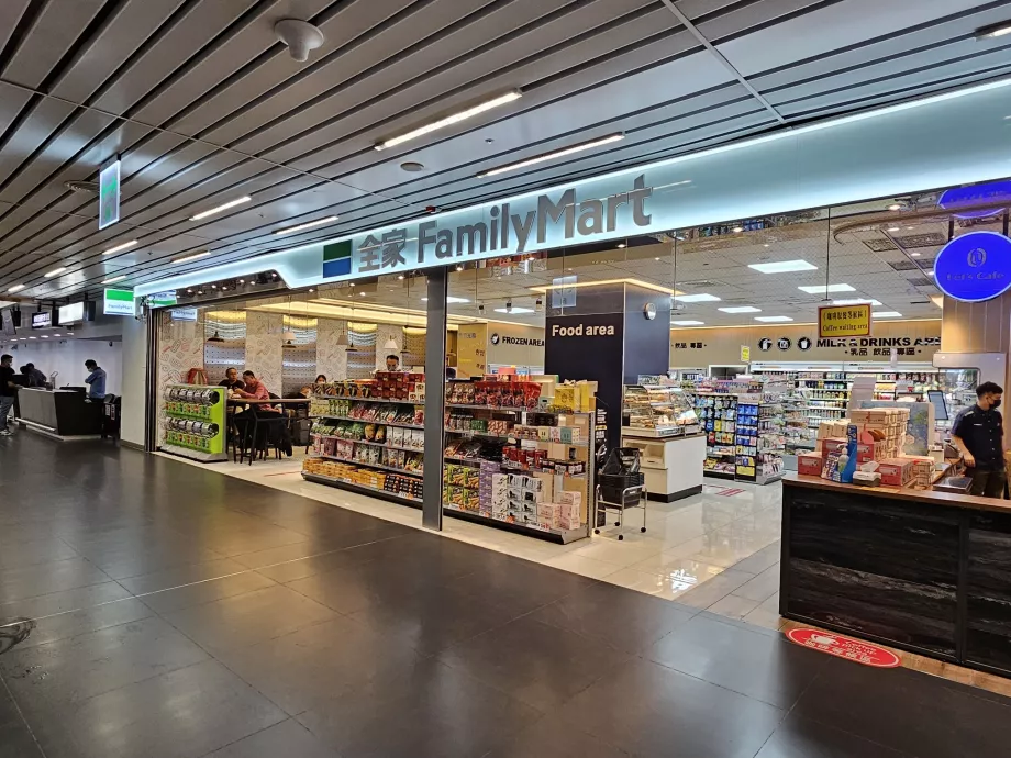FamilyMart, Αεροδρόμιο Taichung