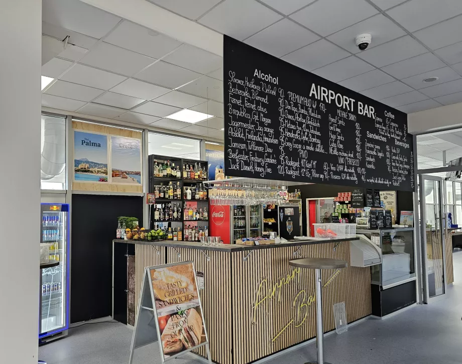 Μπαρ αεροδρομίου μετά τον έλεγχο ασφαλείας