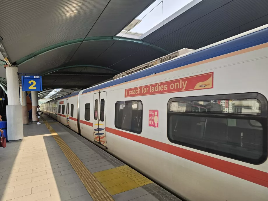 Βαγόνια μόνο για γυναίκες στα τρένα KTM