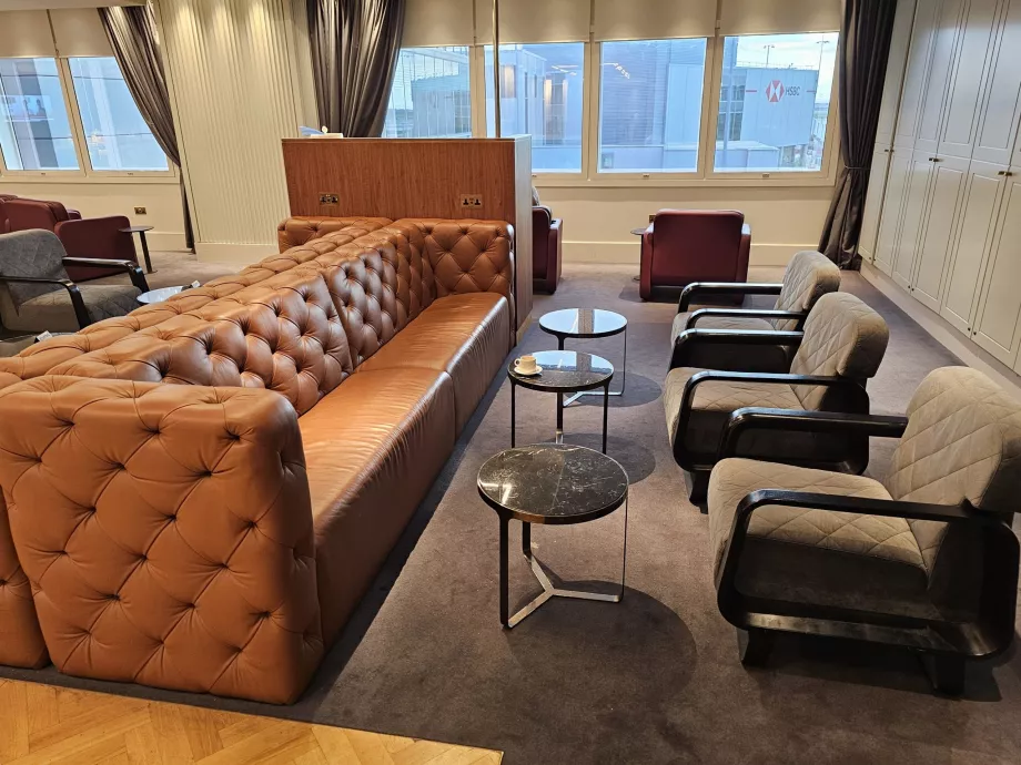 Πολυθρόνες και καναπέδες