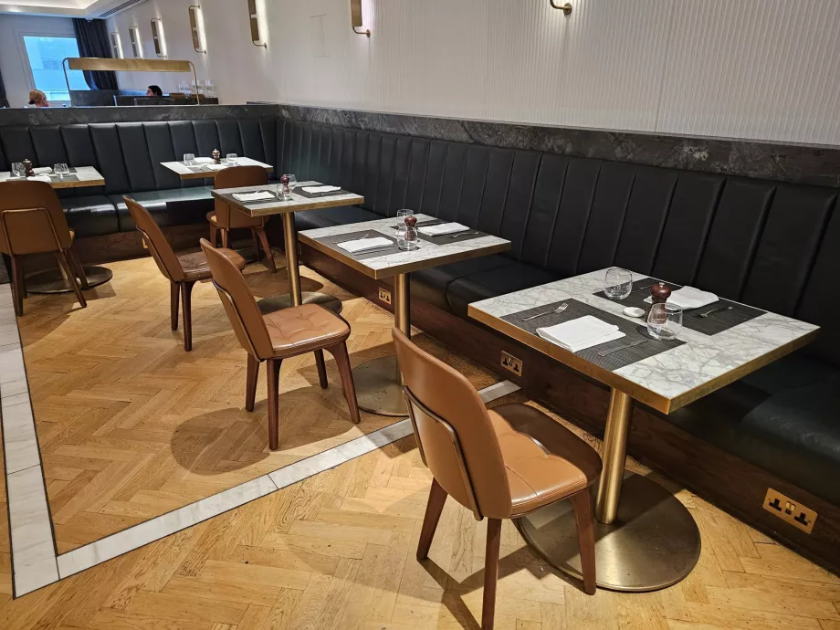 Τραπέζια τραπεζαρίας