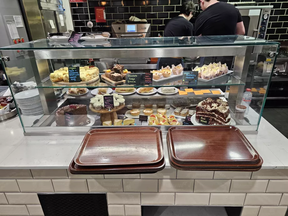 Εστιατόριο αεροδρομίου, δημόσιο μέρος