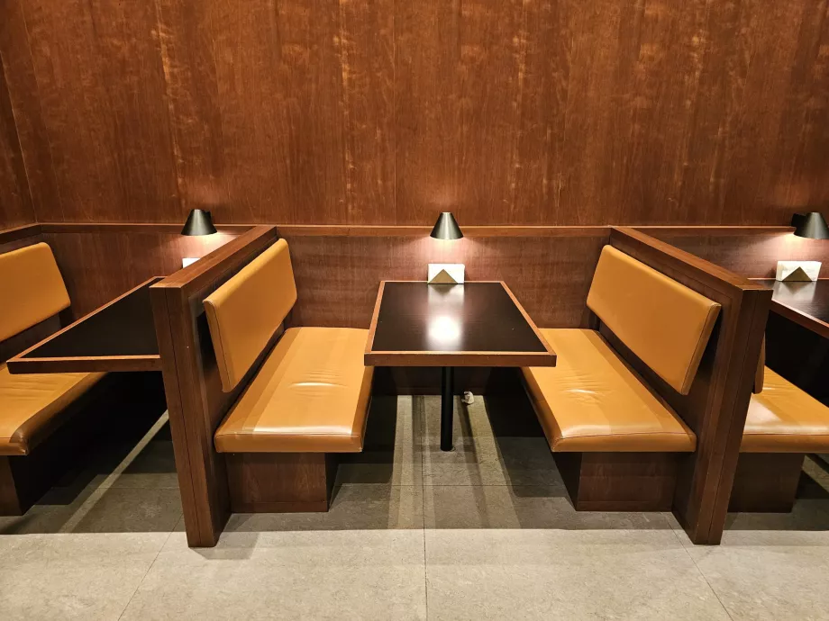 Τραπέζια τραπεζαρίας