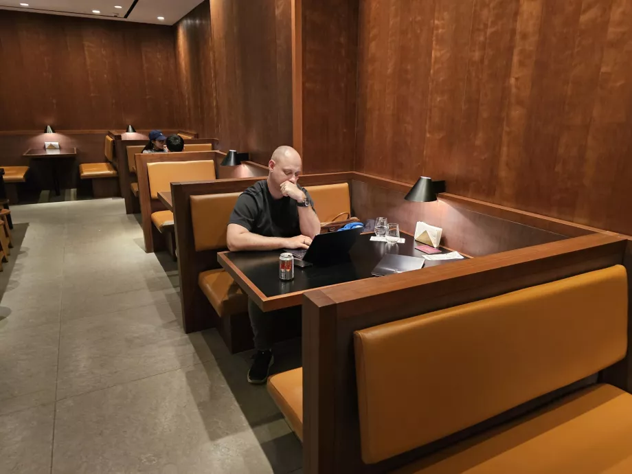 Δουλεύουμε στο σαλόνι