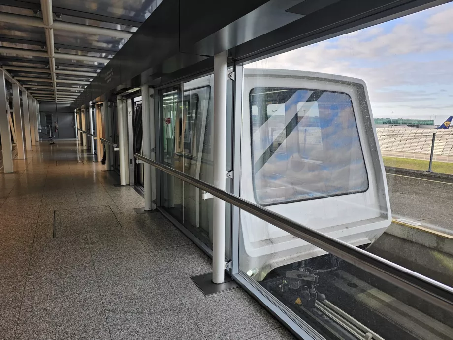 Αυτόματο τρένο, Αεροδρόμιο Stansted