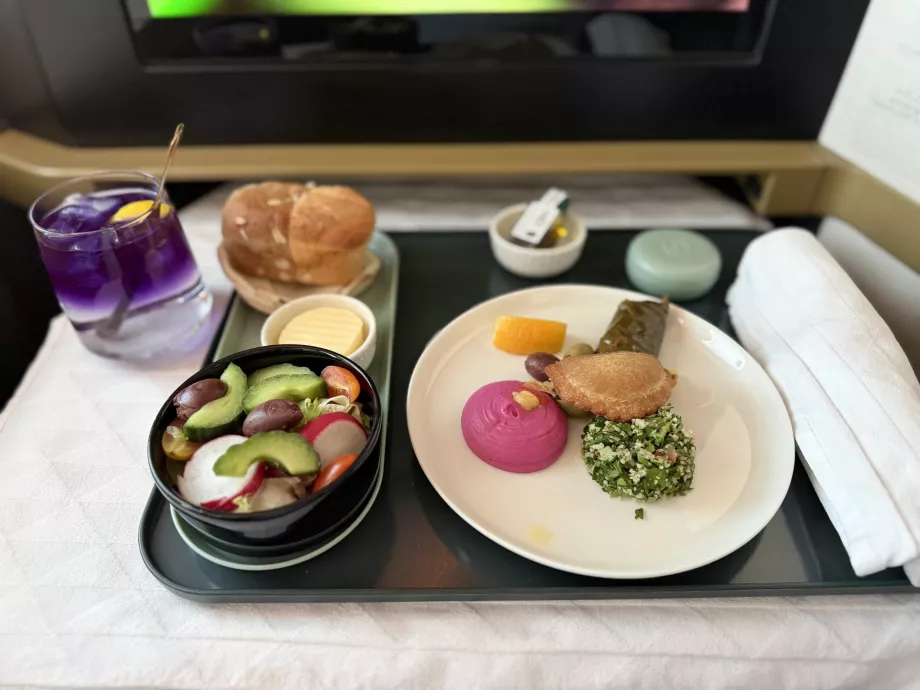 Αραβικός μεζές και ποτό Butterfly Effect