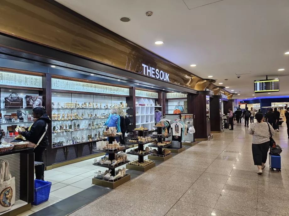 Καταστήματα, περιοχή διέλευσης, τερματικός σταθμός 3