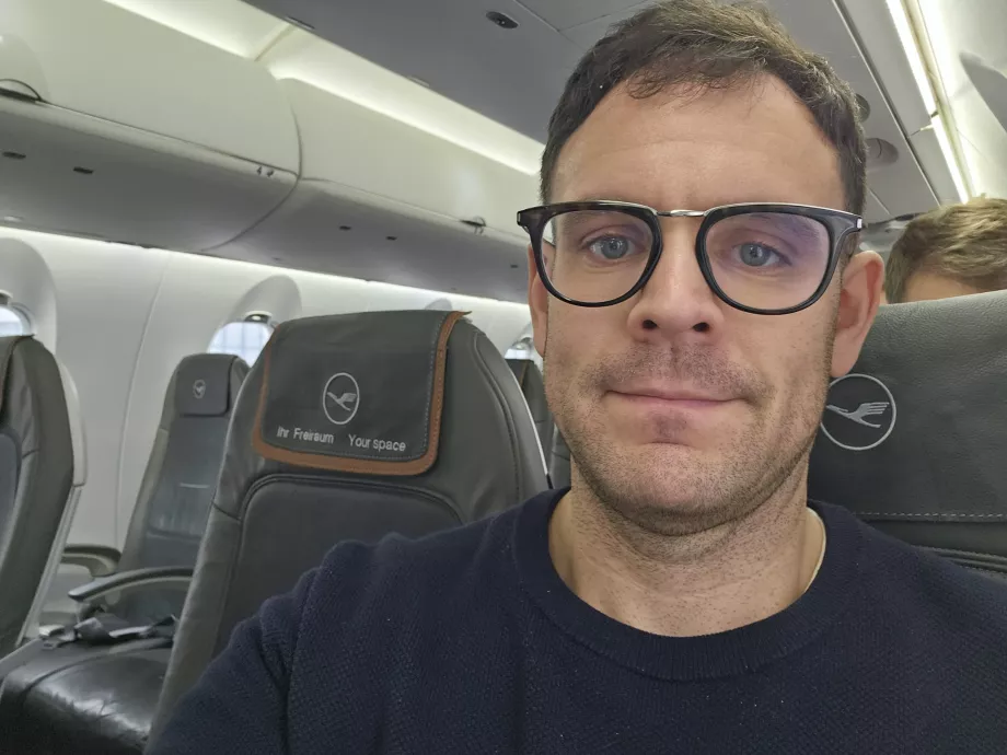 Εγώ και η κενή θέση δίπλα μου