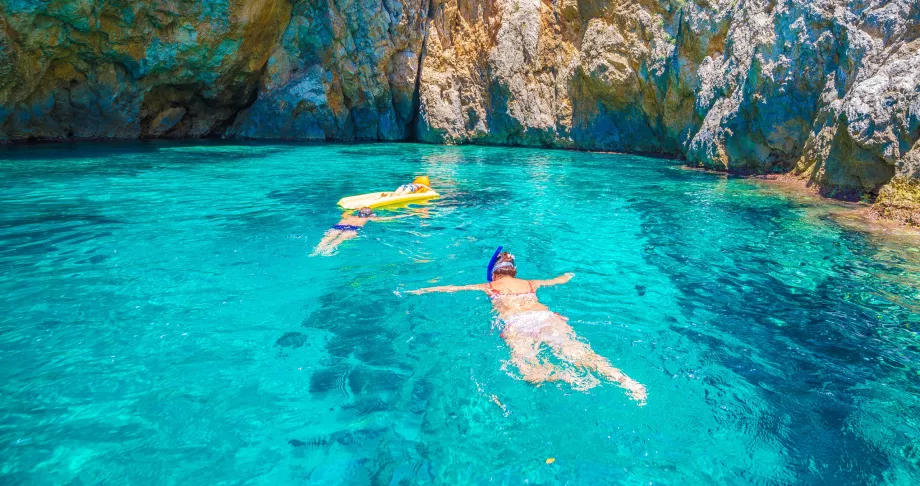 Καταδύσεις με αναπνευστήρα στην Κέρκυρα