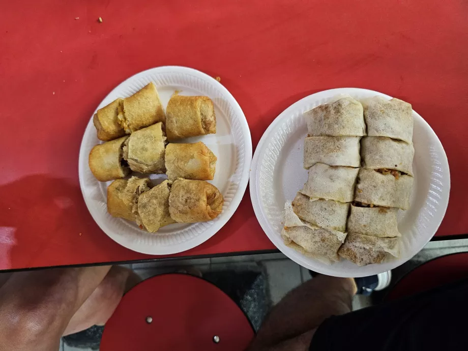 Chinatown Complex Food Centre, ρολά και popiah