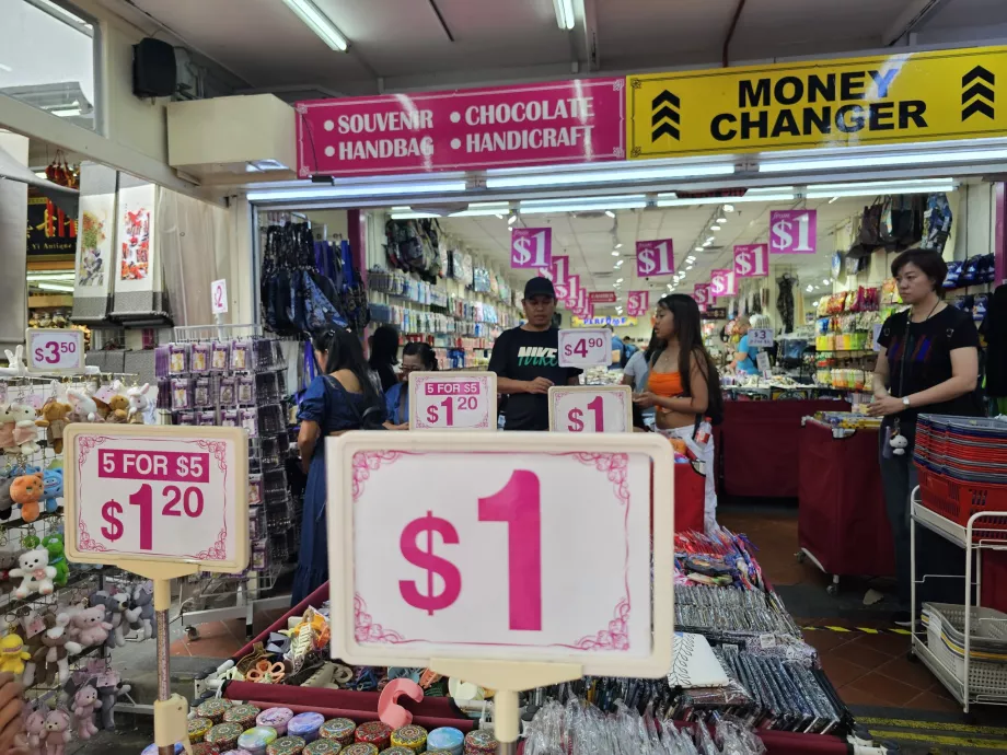 Chinatown, καταστήματα με σουβενίρ