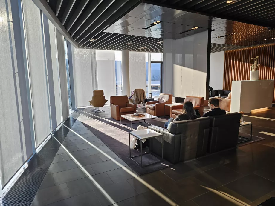 Περιβάλλον σαλόνι - άνετα καθίσματα