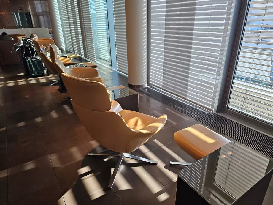 Περιβάλλον σαλόνι - άνετα καθίσματα