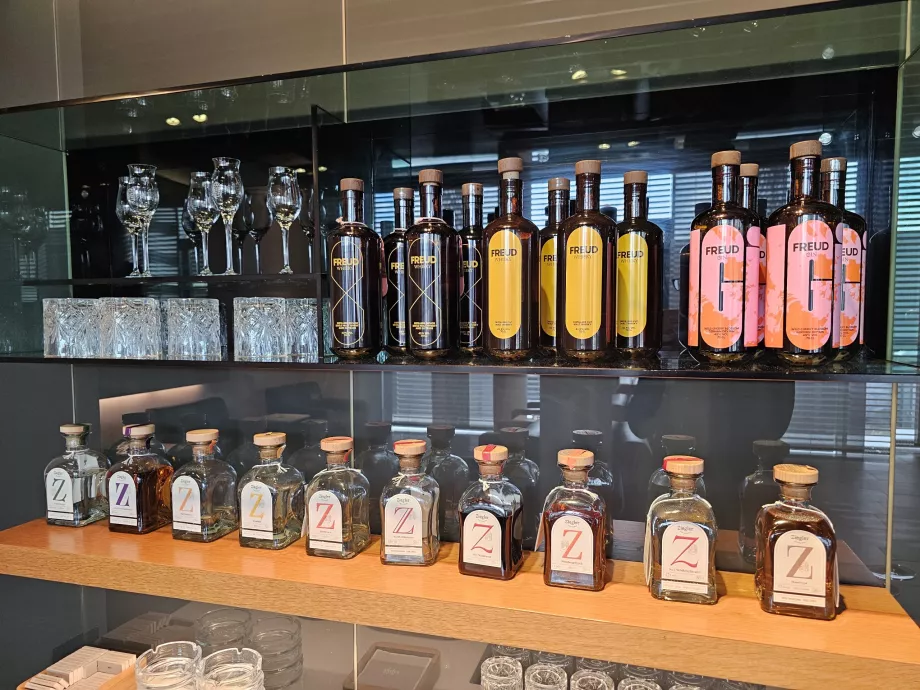 Αλκοόλ στην αίθουσα καπνίσματος