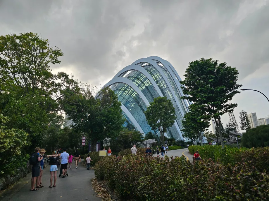 Θόλος λουλουδιών