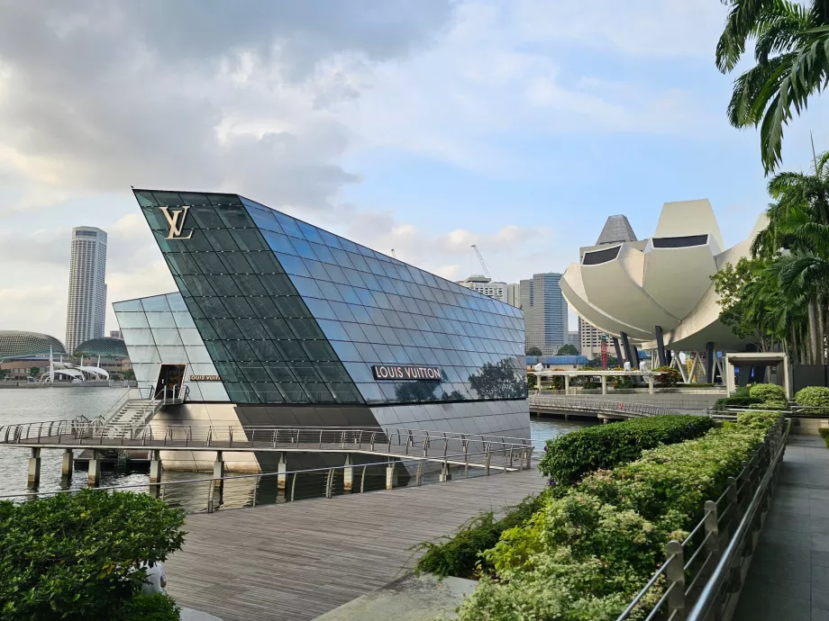 Κατάστημα Louis Vuitton