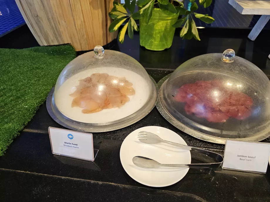 Καπνιστό ψάρι και ζαμπόν