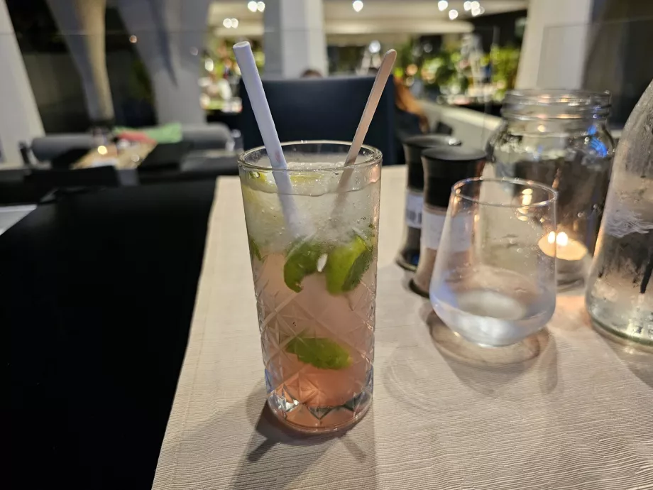 Κοκτέιλ με ιβίσκο