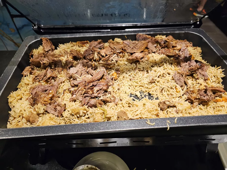 Δείπνο, ζεστά γεύματα