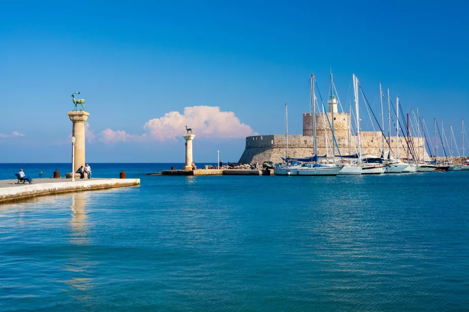 Λιμάνι Μανδρακίου