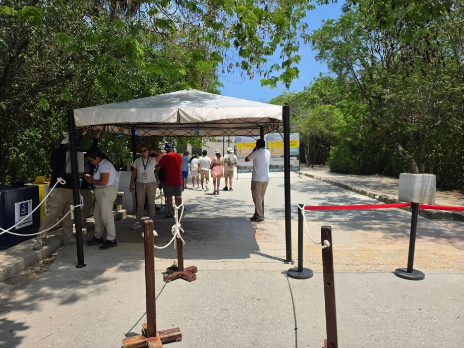 Αρχαιολογικός χώρος του Τουλούμ, έλεγχος ασφαλείας