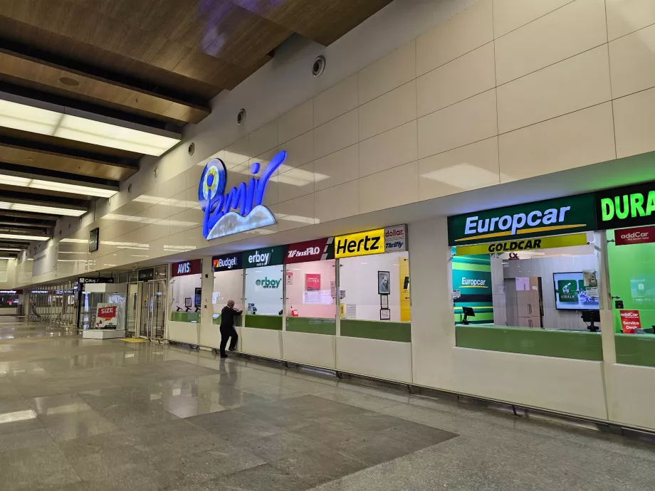 Γκισέ ενοικίασης αυτοκινήτων