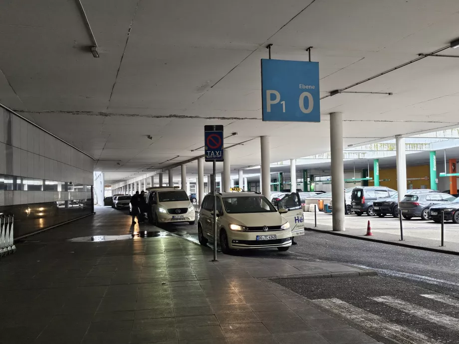 Στάσεις ταξί