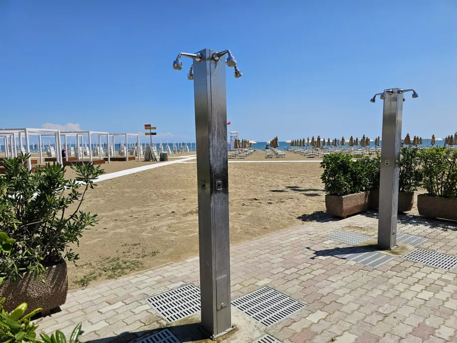 Ντους στην παραλία Lido