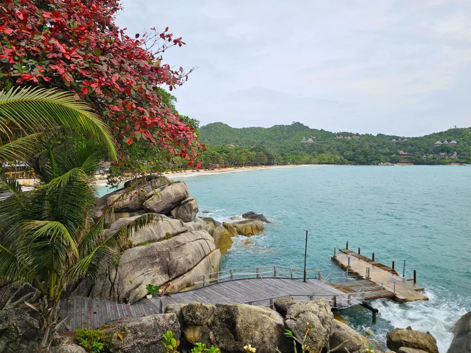 Ακτή γύρω από το ξενοδοχείο