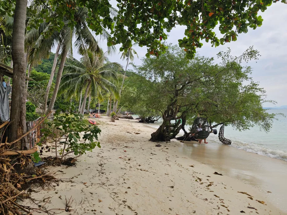 Παραλία Rin Nai