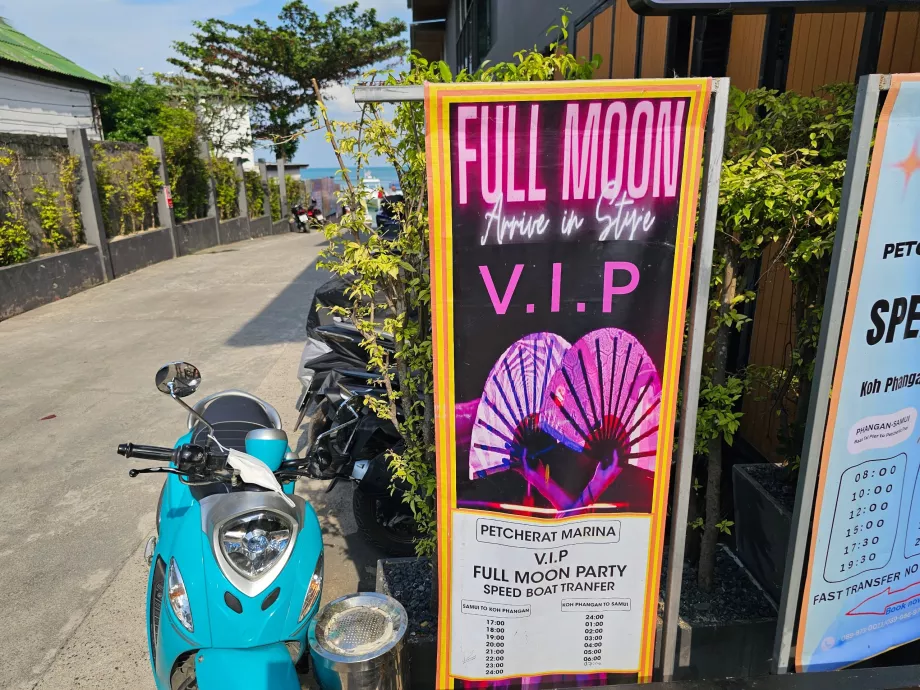 Full Moon Party - βάρκες από το Koh Samui