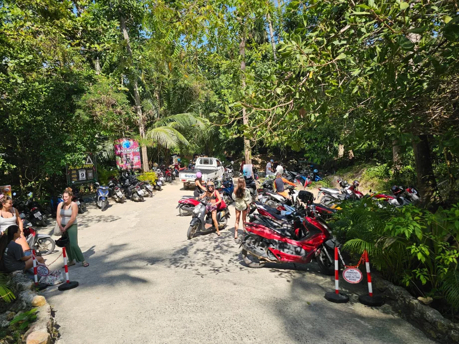 Ο δρόμος προς την παραλία Secret Beach