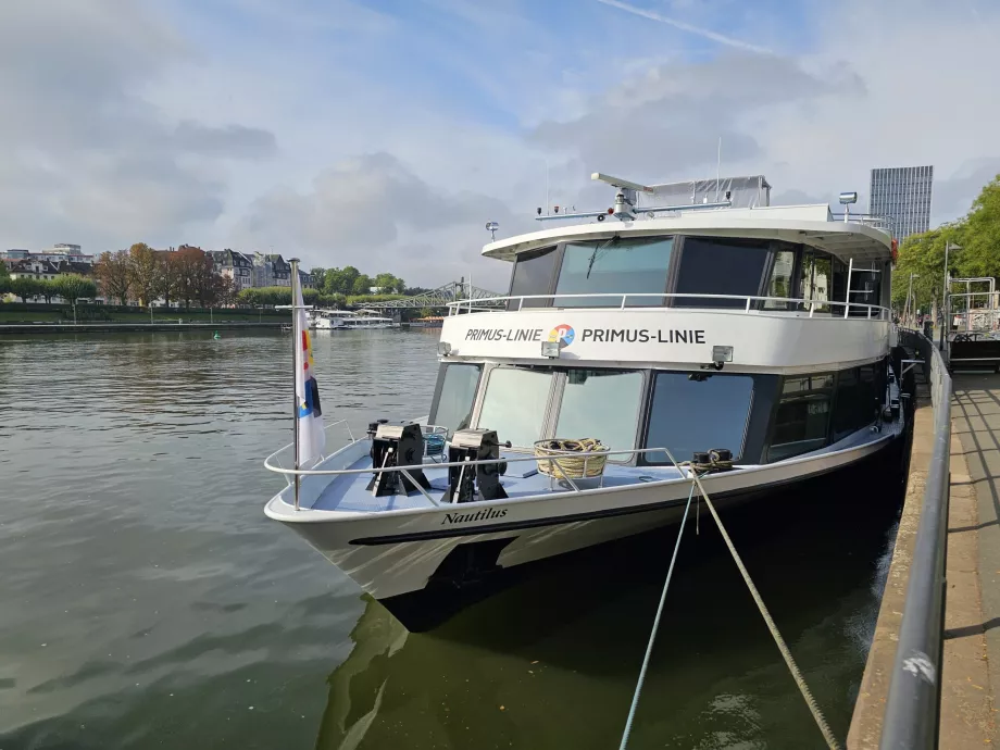 Πλοίο Primus Line