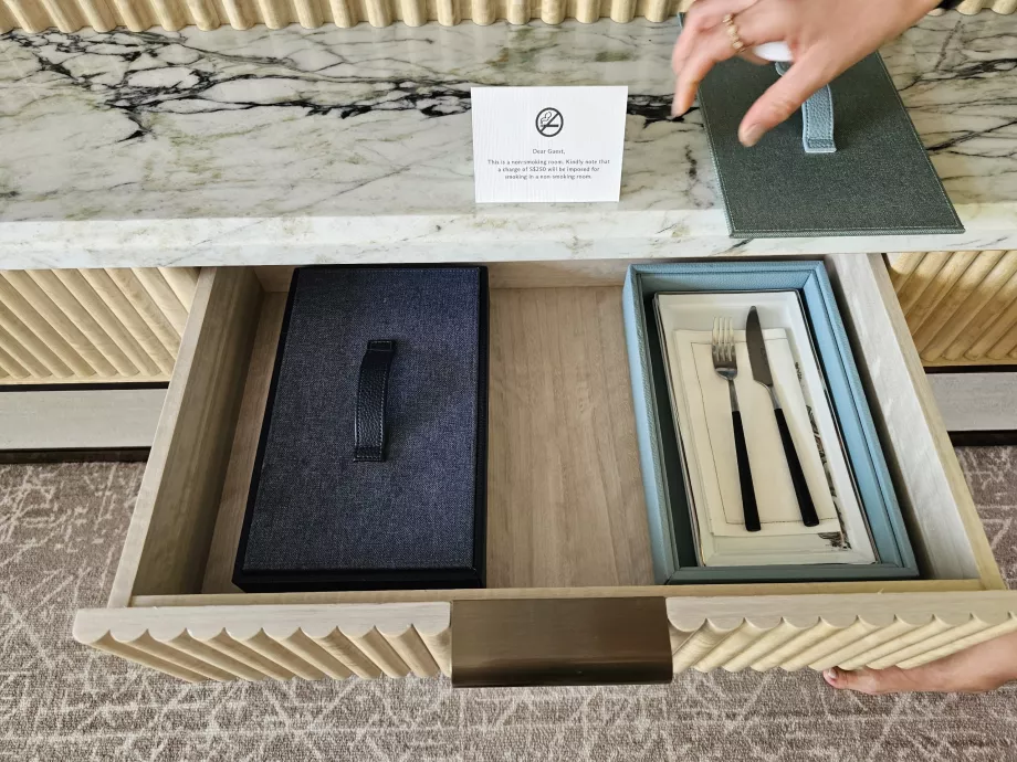 Μαχαιροπήρουνα